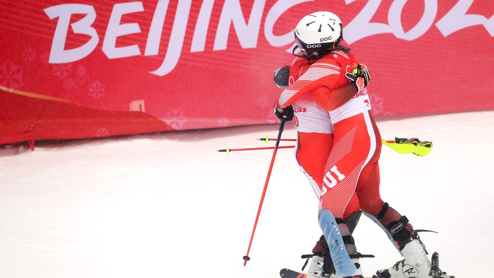 Двойна радост за Швейцария в женската комбинация, нов провал за Шифрин в Пекин