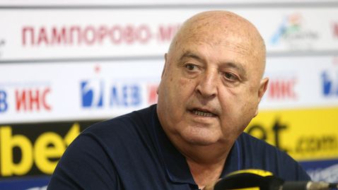 Стефанов се ядоса: Чутовна глупост! Немислимо! Антибългарско! Борислав да си помисли...