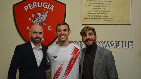  Италиански клуб притегли капитана на България U17 