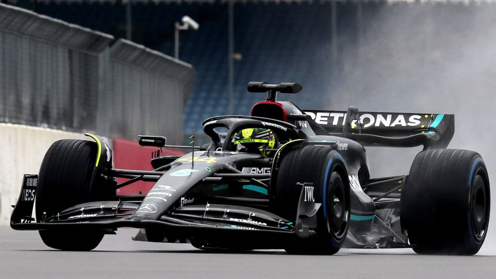 Как Мерцедес повтаря историята си с W14