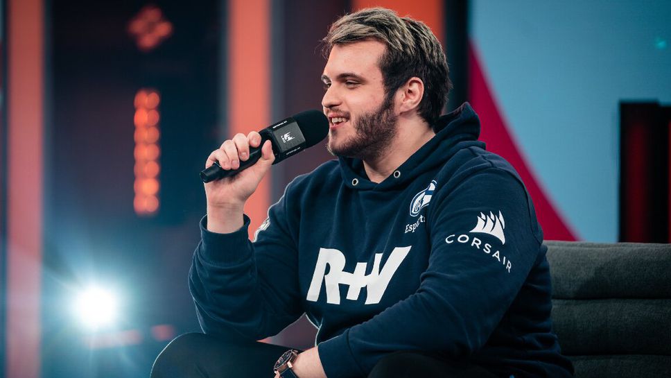 Excel се цели към резерва на BDS