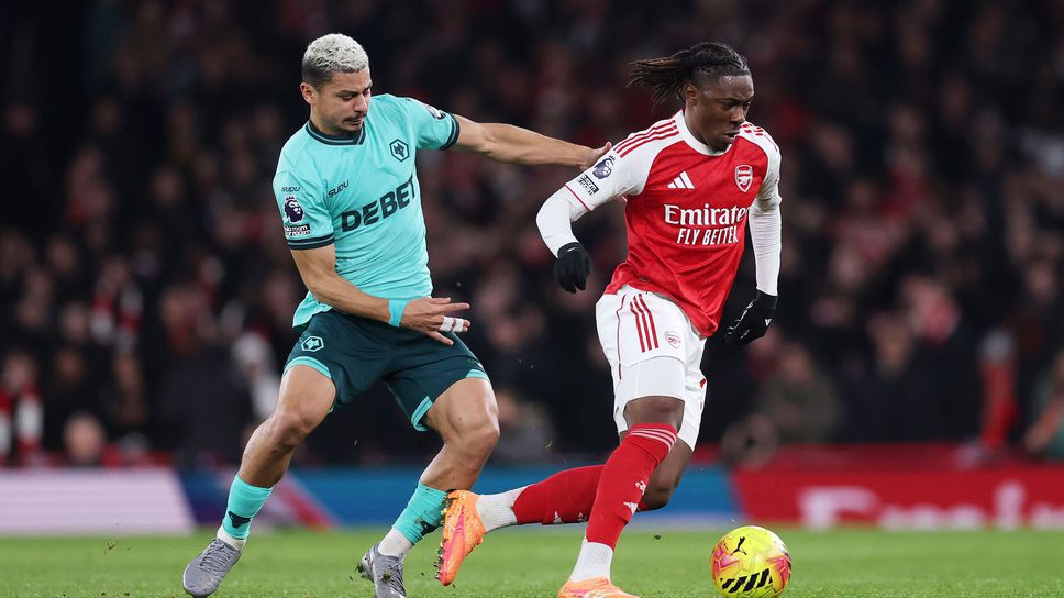 Първият срещу последния в ключов сблъсък в Премиър лийг