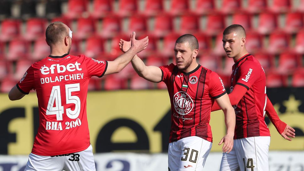 Локо (Сф) почва ремонт на стадиона