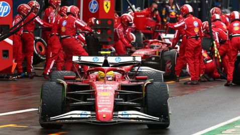  Шумахер: Във Ферари да си стегнат водачите 