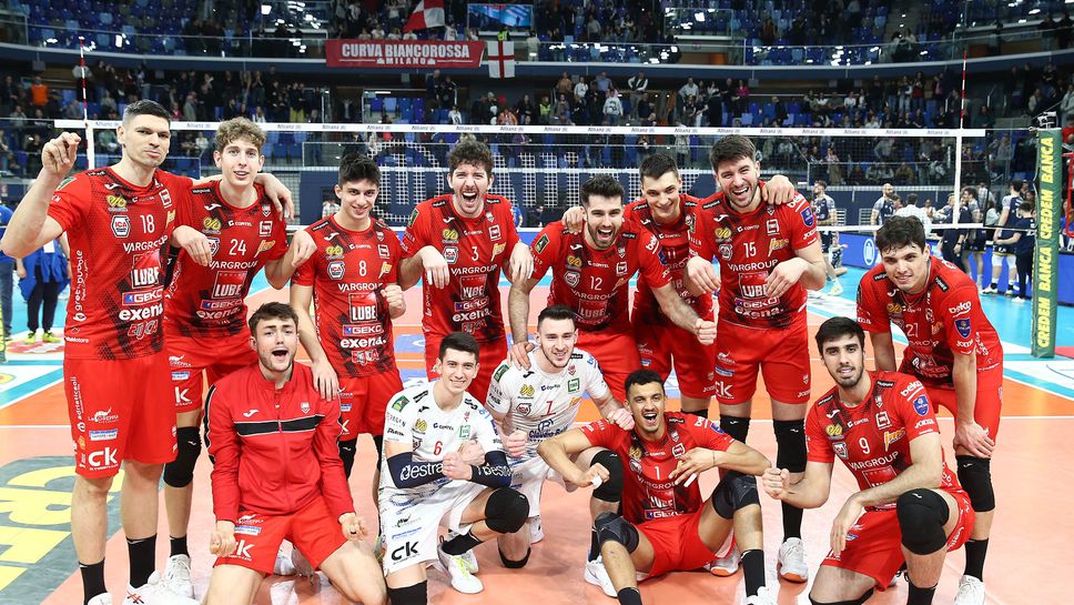 Алекс Николов и Лубе изравниха 1/4-финала срещу Милано и Казийски