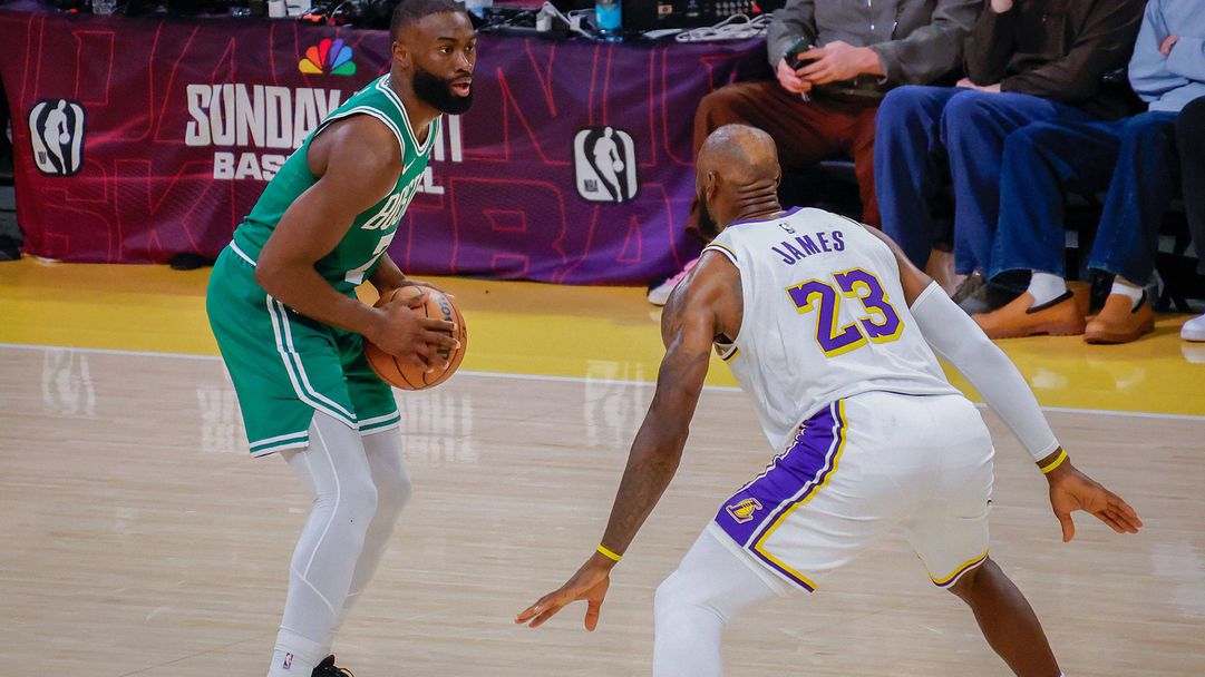 Бостън Селтикс пребори драматично "слънцата"