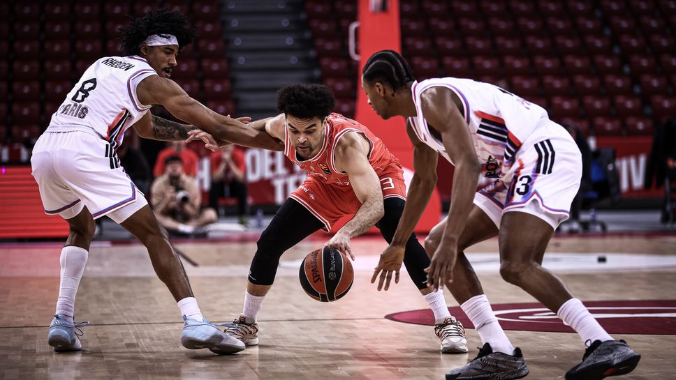 Апоел Тел Авив : Париж II