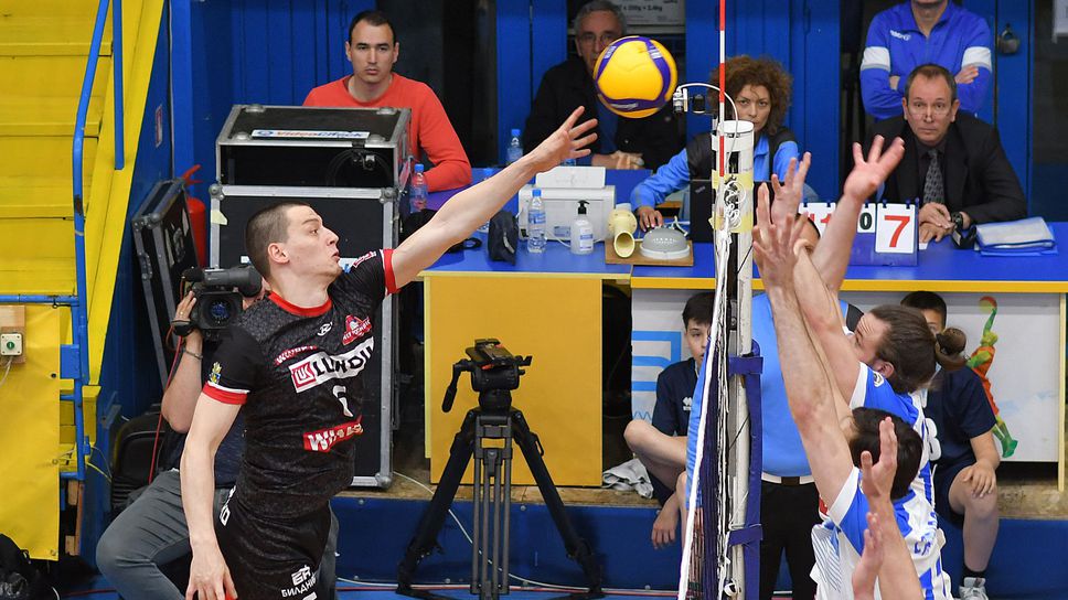 Нефтохимик на финал в Efbet Супер Волей след чиста победа над Монтана в полуфинал №4🏐