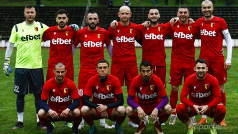  Черноломец (Попово) гостува на водача 