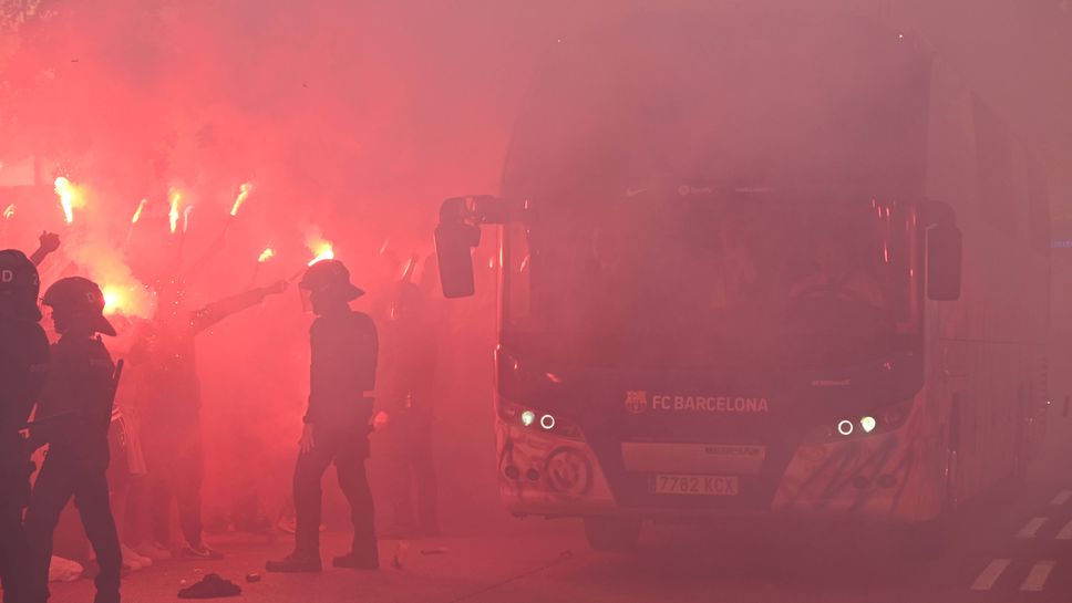 Фенове на Барселона атакуваха клубния автобус, обърквайки го с този на ПСЖ