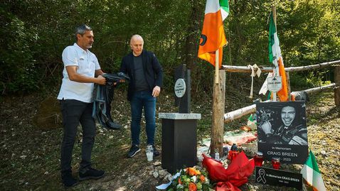 В Хърватия откриха паметник на Крейг Брийн