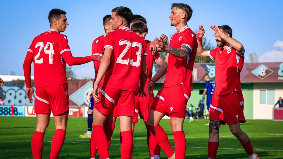 ЦСКА II разби Севлиево за едно полувреме