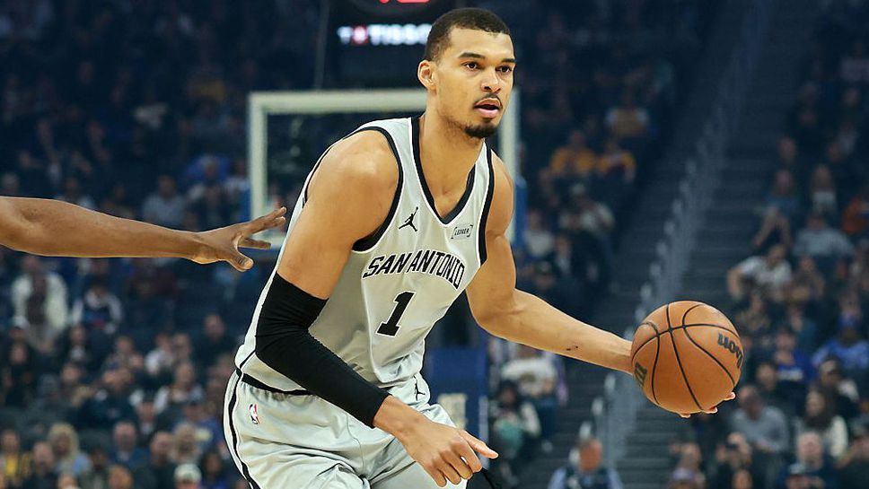 Виктор Уембаняма бе удостоен с наградата "Меджик Джонсън"