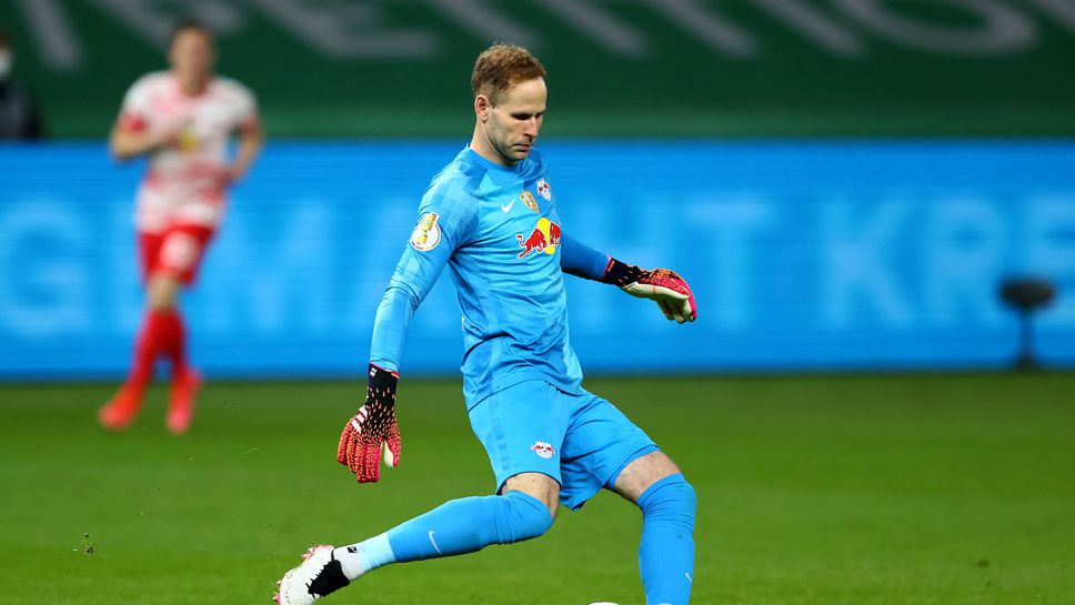 Вратарят на Лайпциг излиза във ваканция предсрочно