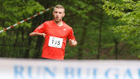 Християн Стоянов и Надежда Ангелова спечелиха Run Bulgaria в Бистрица