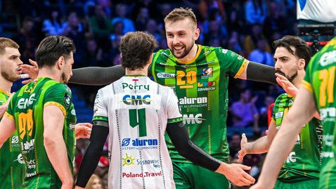  Заверче на исторически край в ШЛ след страховит поврат против Ястрежебски 