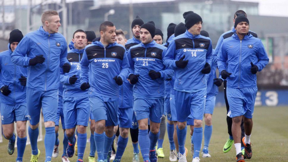 Левски започна подготовка с 19 футболисти и без много титуляри от есента