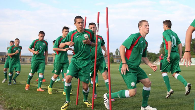 Талант на Левски вкара хеттрик за България, националите победиха Молдова