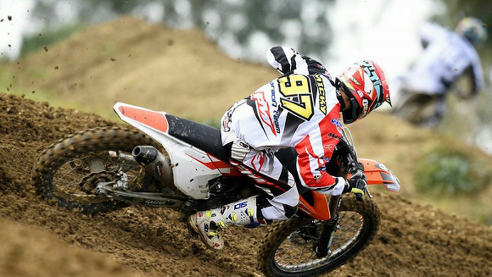 Интензивни тренировки и тестове за родните пилоти в Световния шампионат по мотокрос