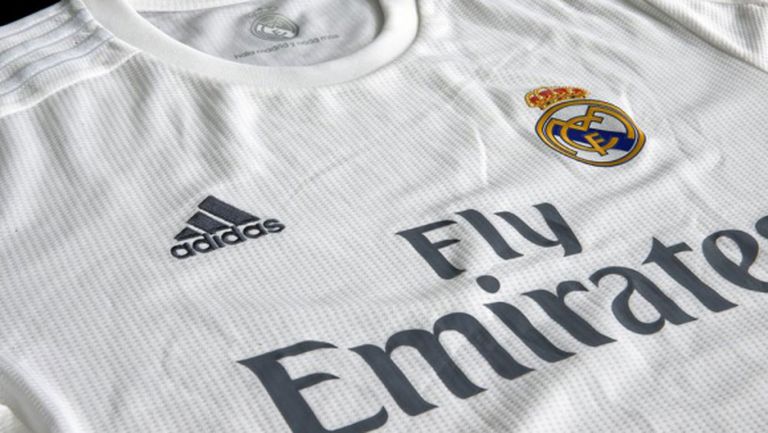 Реал Мадрид ще получава космически пари от adidas