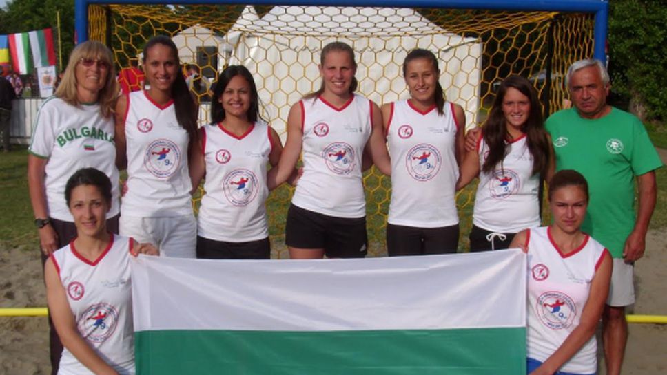 Панагюрище стана първият български клуб, който ще участва на европейски финал по плажен хандбал