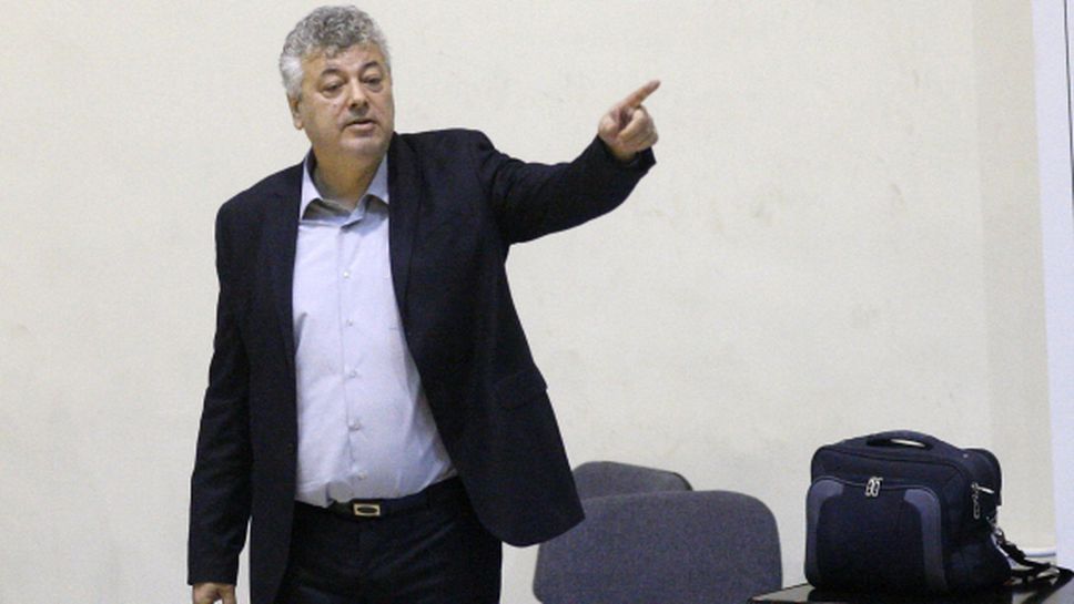 Спас Натов очаква тежък мач срещу Черноморец