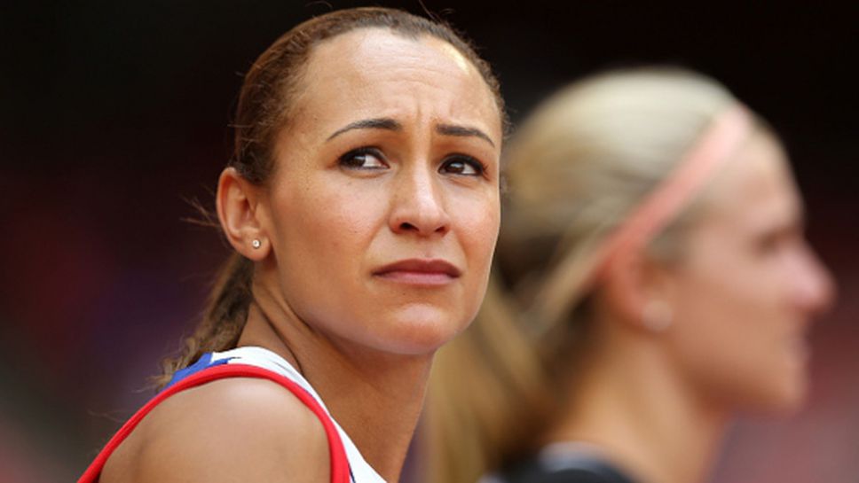 Енис-Хил ще пропусне сезона в зала