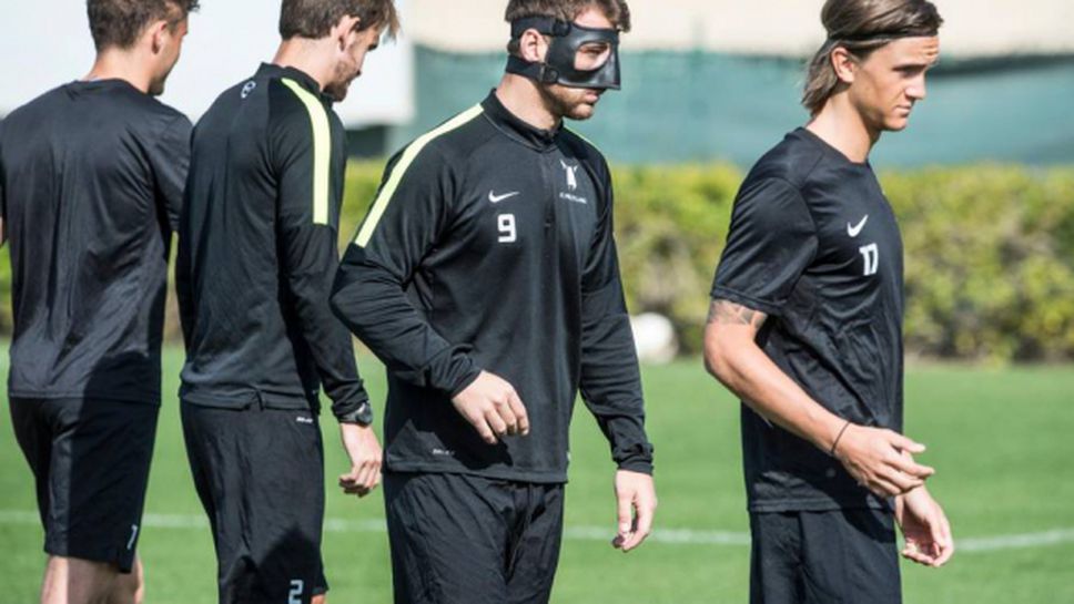 Николай Бодуров ще играе с маска на лицето срещу Манчестър Юнайтед (ВИДЕО)