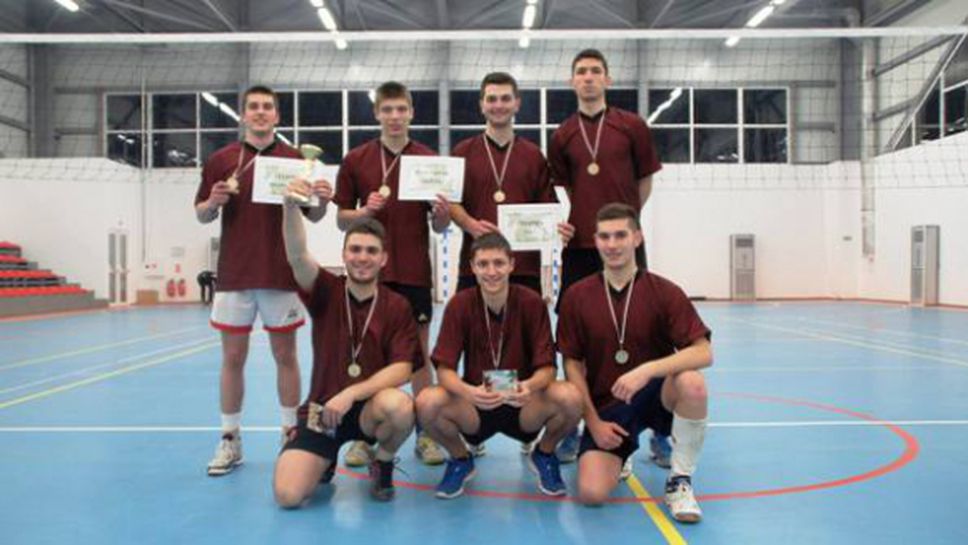 Габровски момчета спечелиха волейболен турнир в Дряново