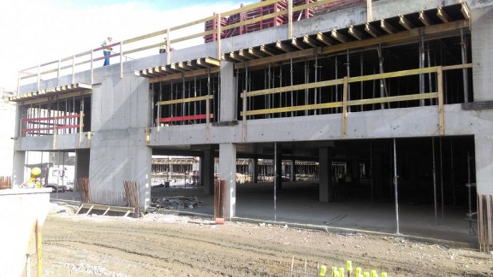 Ще имаме ли модерно съоръжение - докъде стигна изграждането на стадион "Варна" (снимки)