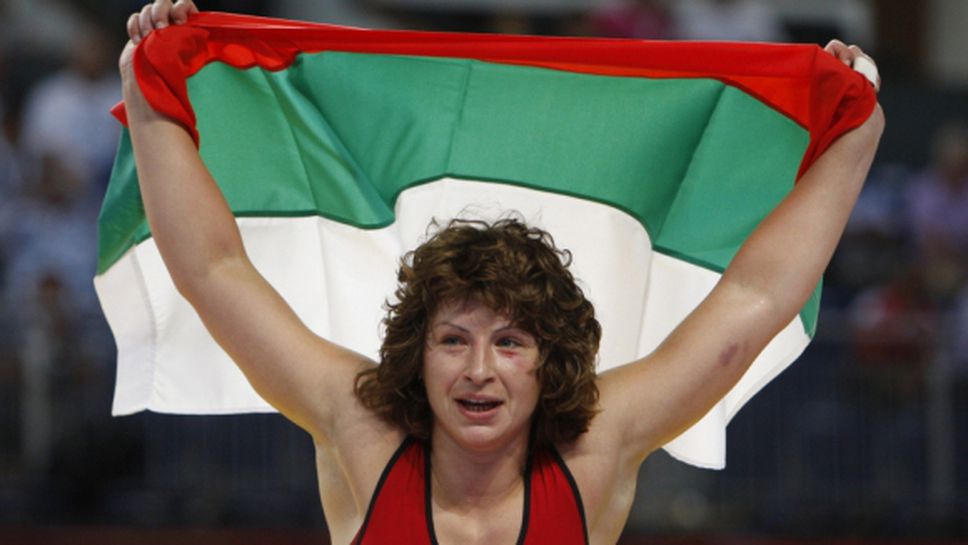 Станка Златева вдига база в Сливен