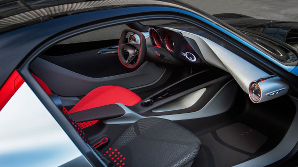 Opel GT Concept демонстрира визия за интериора на бъдещето (Снимки)