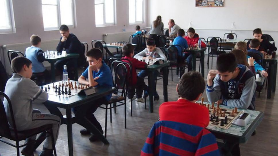 Русе бе домакин на детски турнир по шахмат