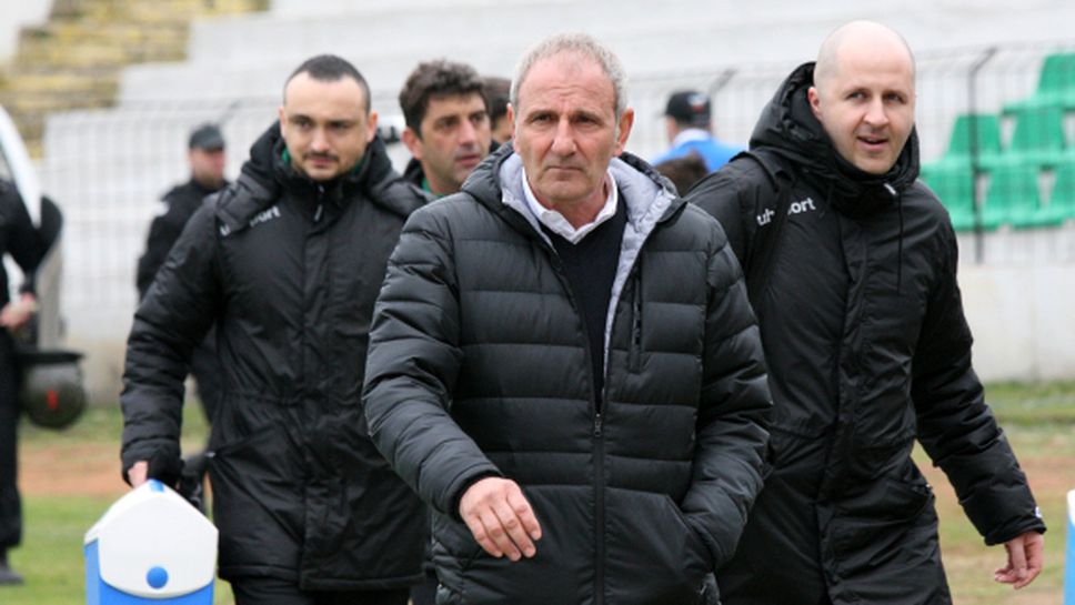 Черно море потегли с 19 футболисти за гостуването си на Берое