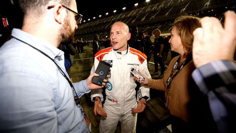  Вилньов ще тества болид на Алпин на 