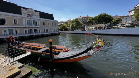 Роналдо грейна на гондола в Португалия