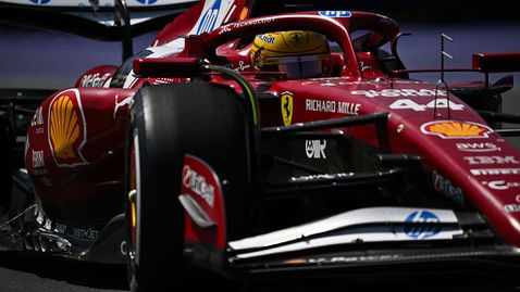 Хамилтън няма да пробва новото задно окачване другата седмица