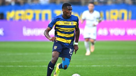 Интер напредва в преговорите за Бони