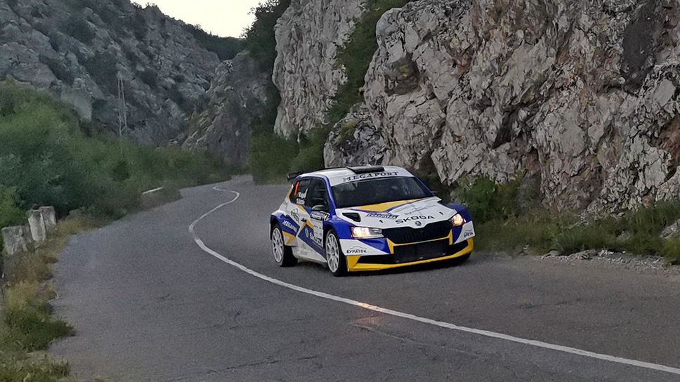 Две етапни победи и спукана гума за Мирослав Ангелов на старта в Рали Твърдица