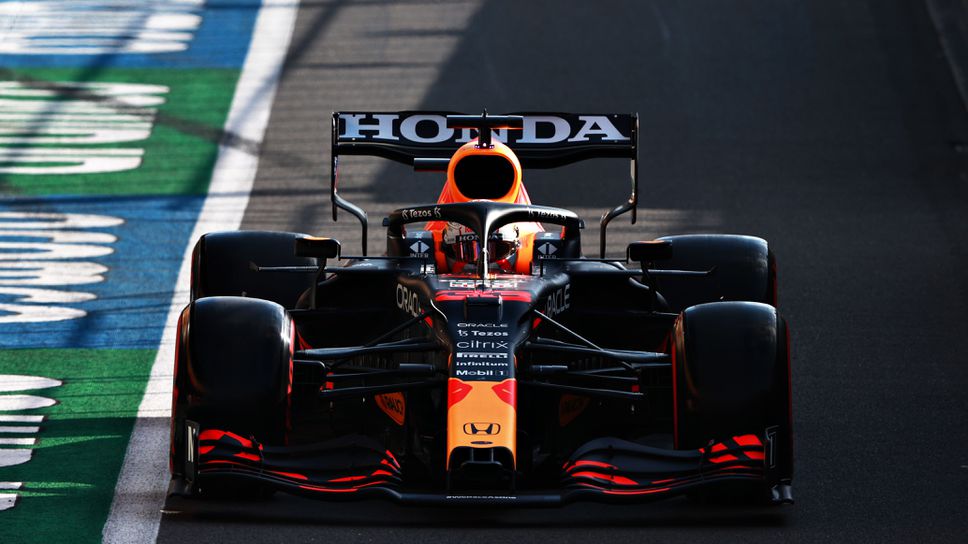 Верстапен не вижда смисъл от втората тренировка на „Силвърстоун“