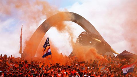  Хамилтън не е почитател на димките по трибуните 