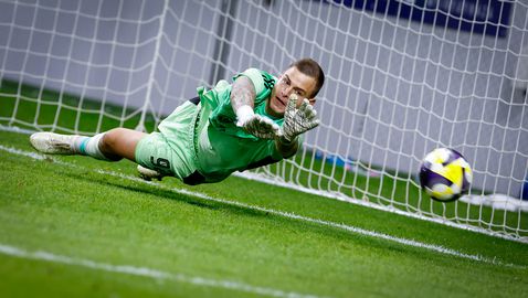  Извънземен Светослав Вуцов прати Левски напред в Лига Европа след драма с дузпи 