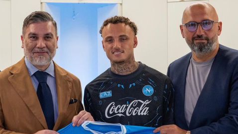  Наполи разгласи първото от предстоящите нови попълнения 