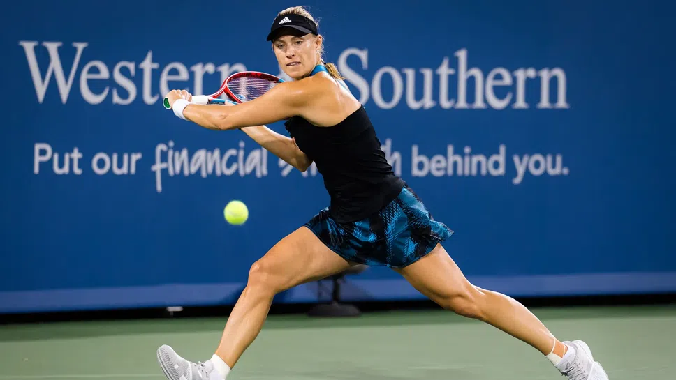 Кербер победи Сакари, а Бадоса отрази пет мачбола и продължава напред в Синсинати