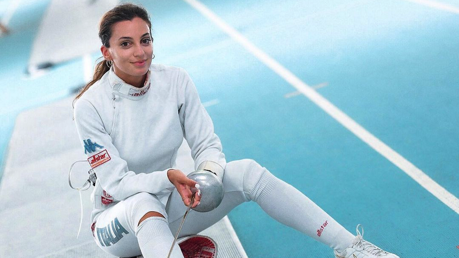 Фехтовачка се сгоди за плувец