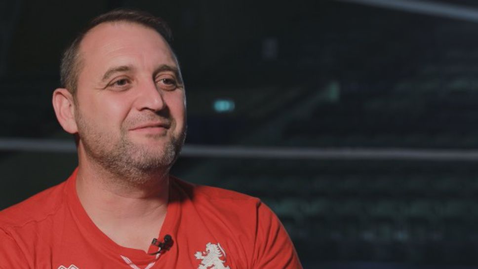 Иван Петков - водачът в женското царство🏐