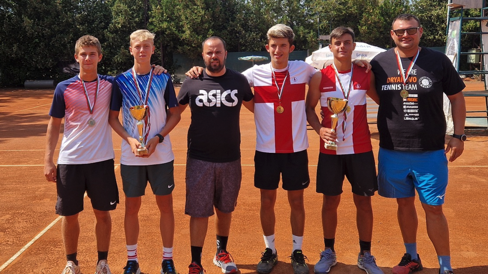 ТК “Кристи" (Дярново) триумфира с титлата при юношите на Държавното отборно първенство до 18 г.