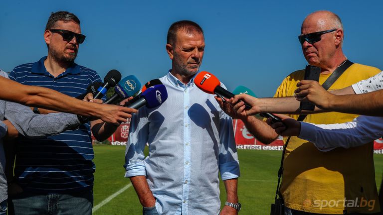 Младенов: Искам да видя единен ЦСКА, това е най-малката заплата, която съм получавал