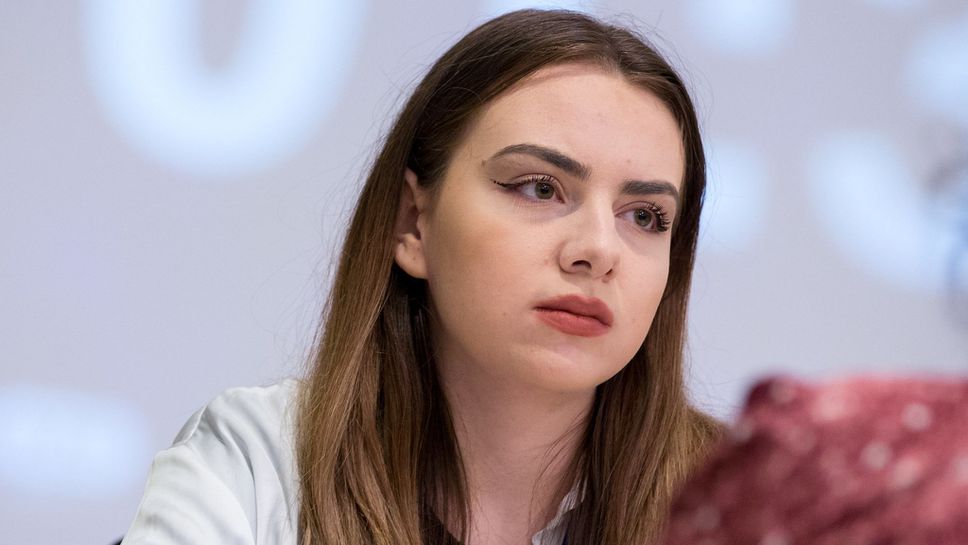 Топло посрещане за Нургюл Салимова в родното ѝ село