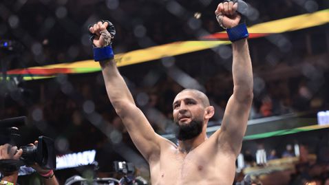 Хамзат Чимаев срещу Шон Стрикланд в Ню Джързи